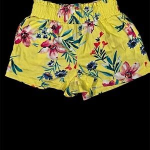 Floral Yellow Girls Shorts Sz 5